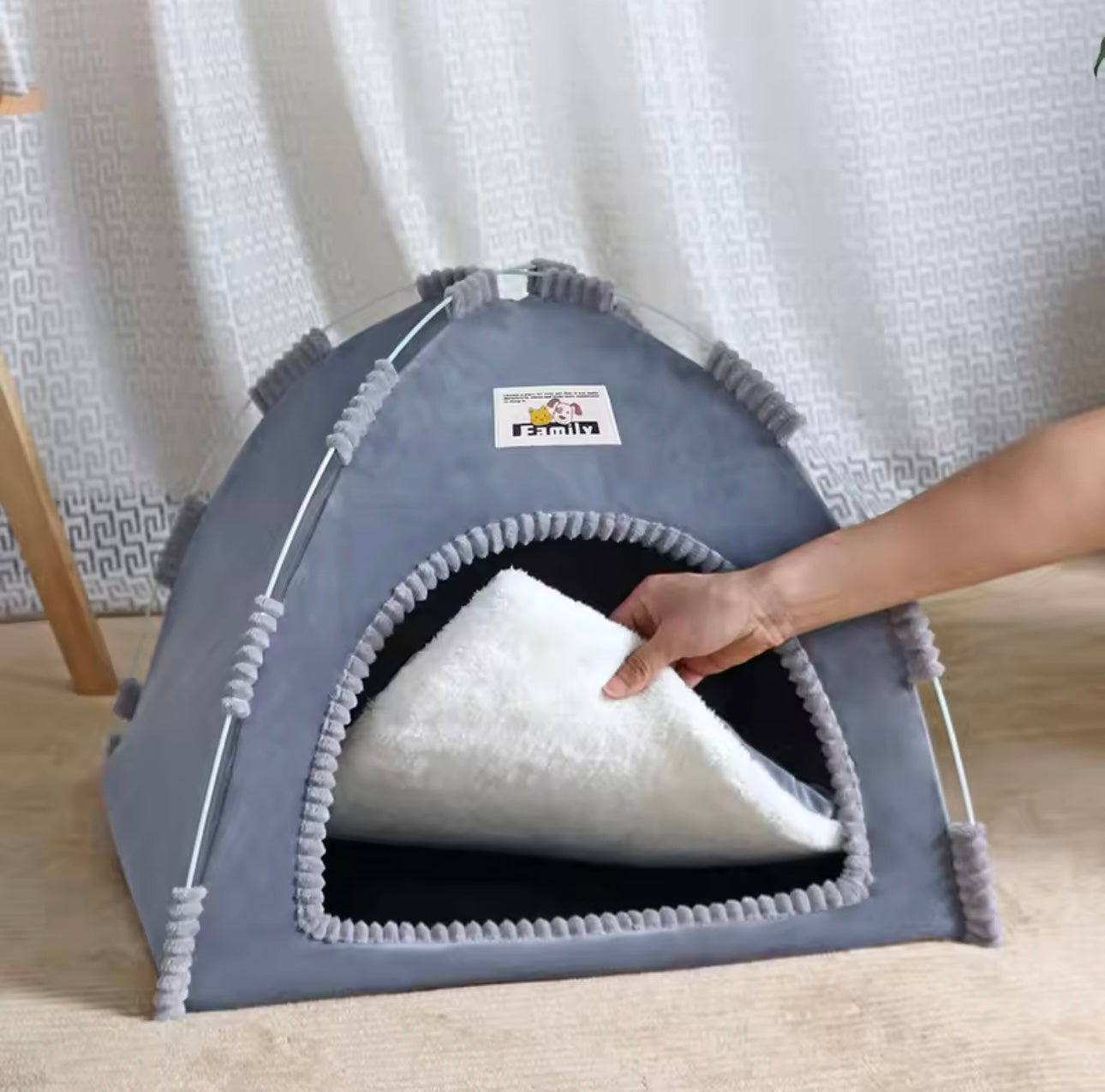 Portable Pet Tent – Cozy, Foldable Hideaway for Cats & Dogs