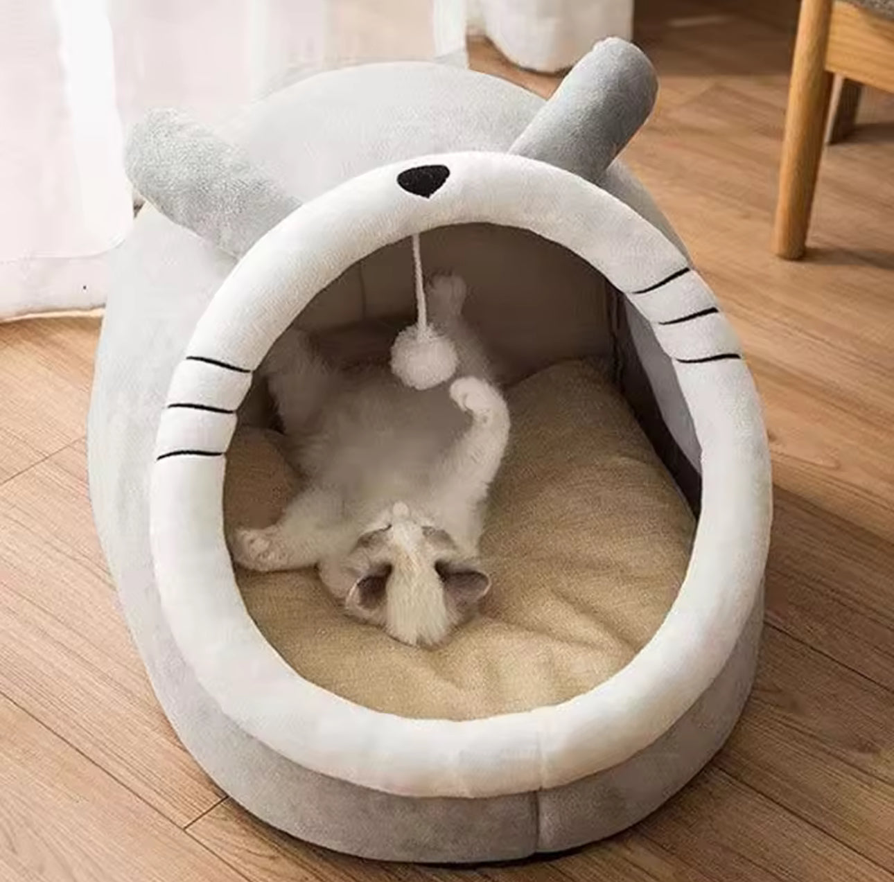 Pawdessey CaveNest™ – Semi-Enclosed Cat Bed with Ears & Removable Cushion (Foldable & Washable)